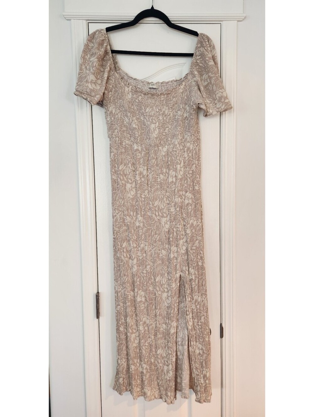 Prairie Core beige floral fluttersleeve nlt maxi dress size large western fairy
